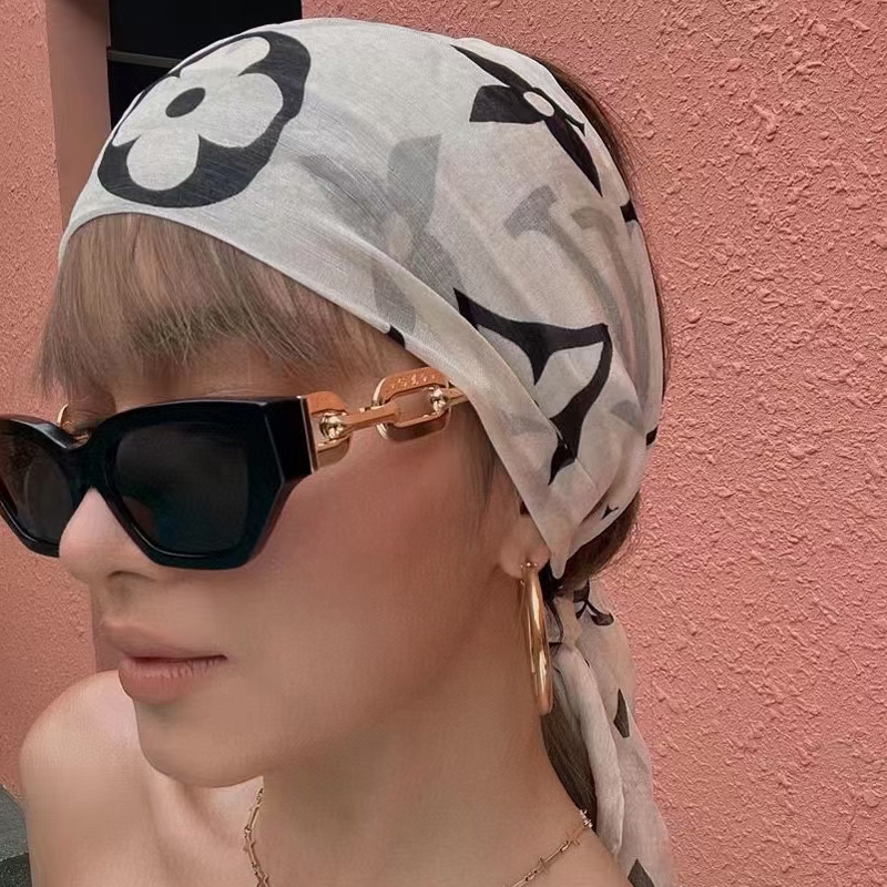 Radfahren Mode Weibliche Klein – Street Fashion Shoot Bewertung und Preis