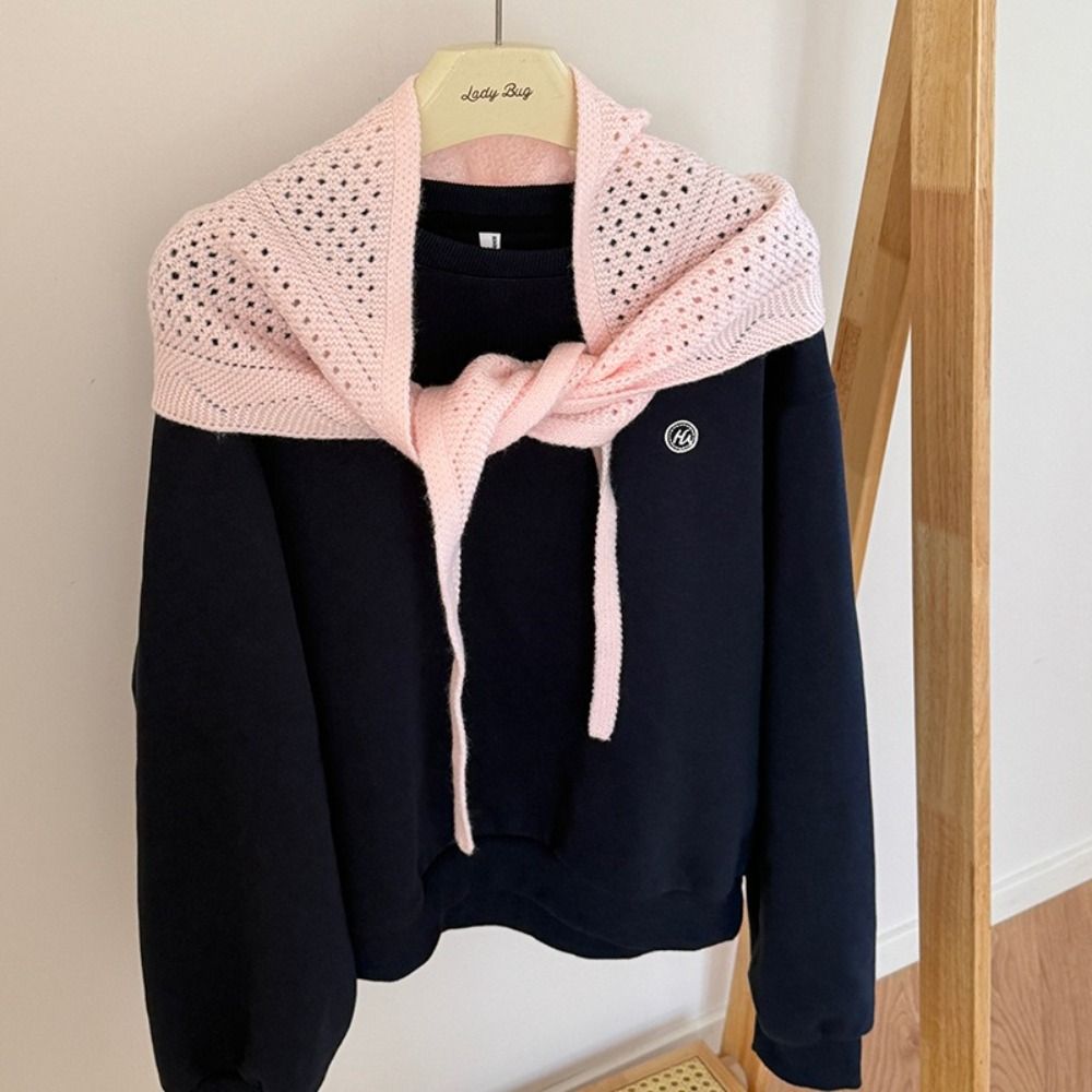 Durchbrochener gestrickter Dre – Street Fashion Shoot Bewertung und Preis
